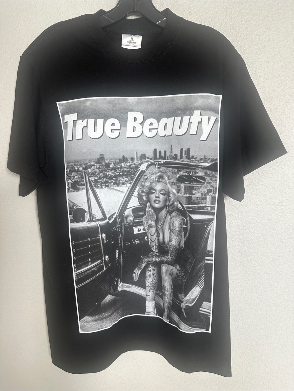 Marylin Monroe Unisex Graphic Tee - Picture 1 of 3